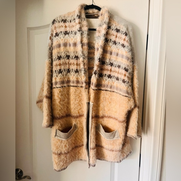 FREE PEOPLE fair weather fuzzy oversized cardigan - Picture 4 of 7